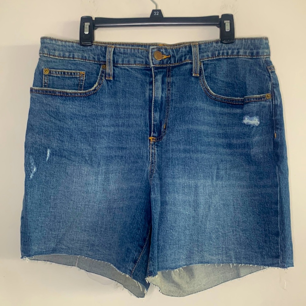Universal Threads Jean Shorts